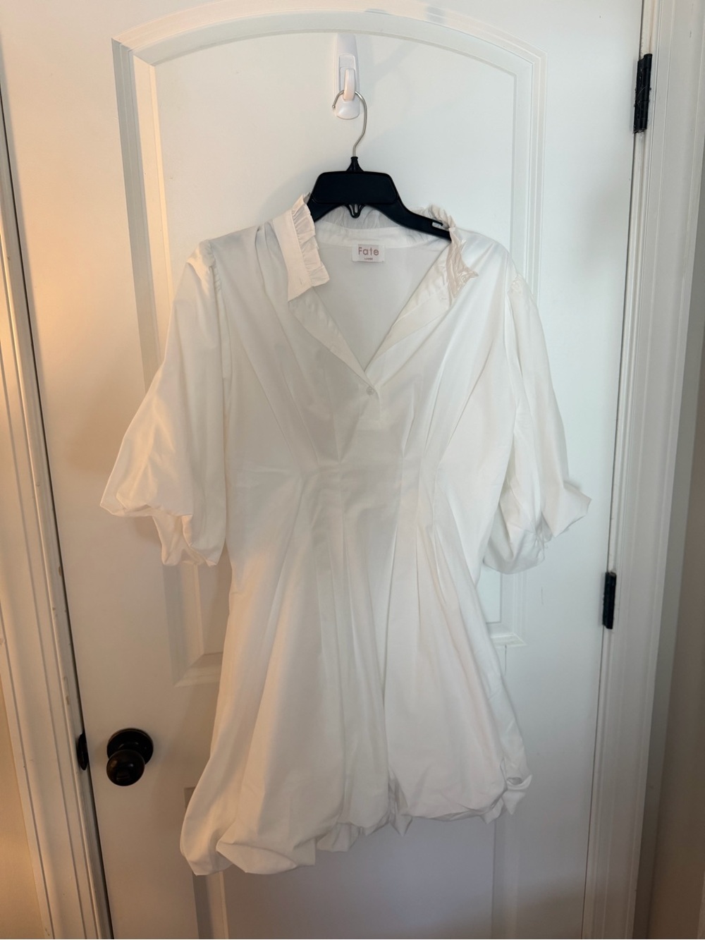 Fate White V-Neck Puff-Sleeve Blouse